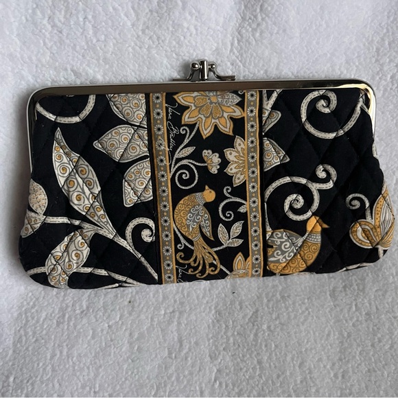 Vera Bradley Clutch Wallet - Picture 1 of 4